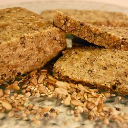 Bio - Hanfbrot frisch, roh und ohne Salz